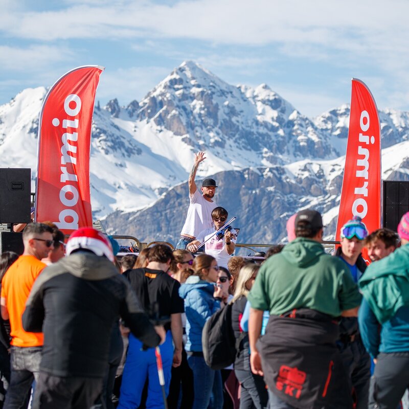 Apres Ski e disco club
